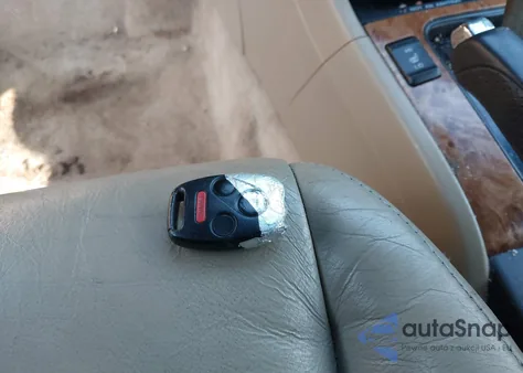 2004 Honda Accord 3.0 Ex z USA, uszkodzony, nr VIN 1HGCM66524A054845